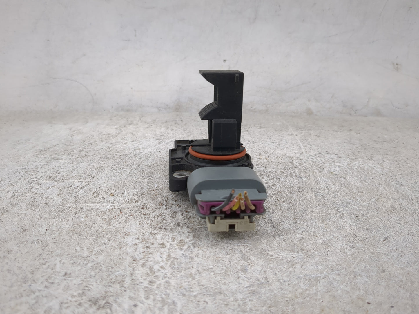 2009-2013 Gmc Sierra 1500 Mass Air Flow Meter Maf 405011 - Oemusedautoparts1.com
