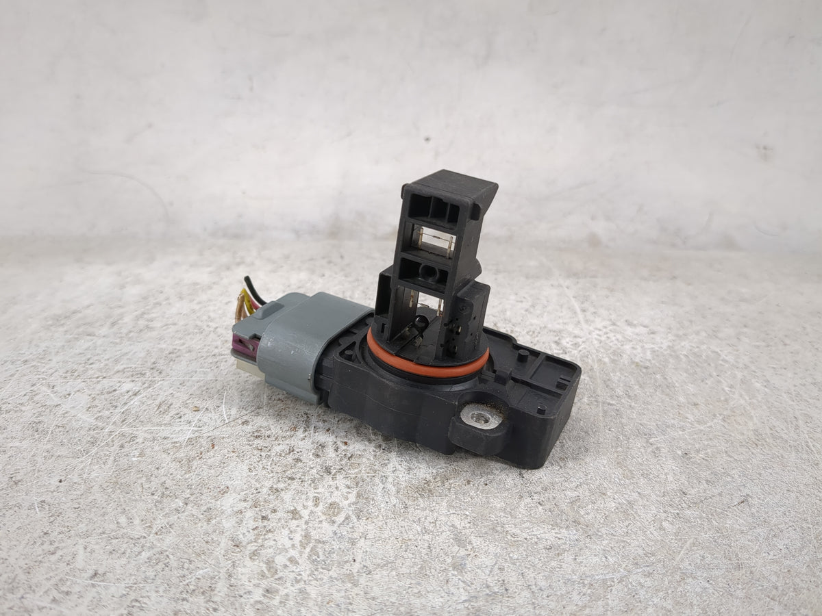 2009-2013 Gmc Sierra 1500 Mass Air Flow Meter Maf Sensor - Oemusedautoparts1.com