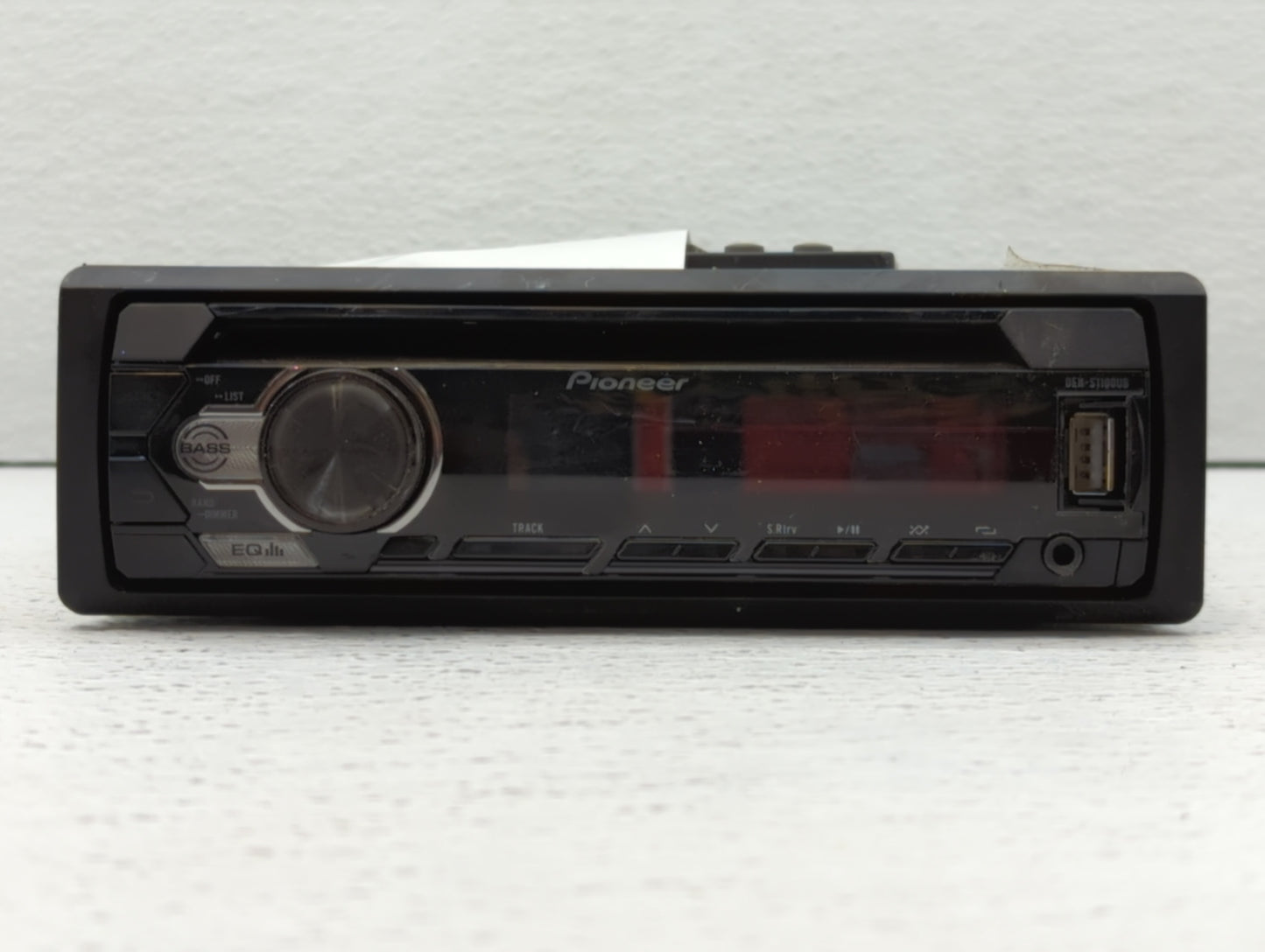 2012 Gmc Sierra 1500 Am Fm Cd Player Radio Receiver - Oemusedautoparts1.com