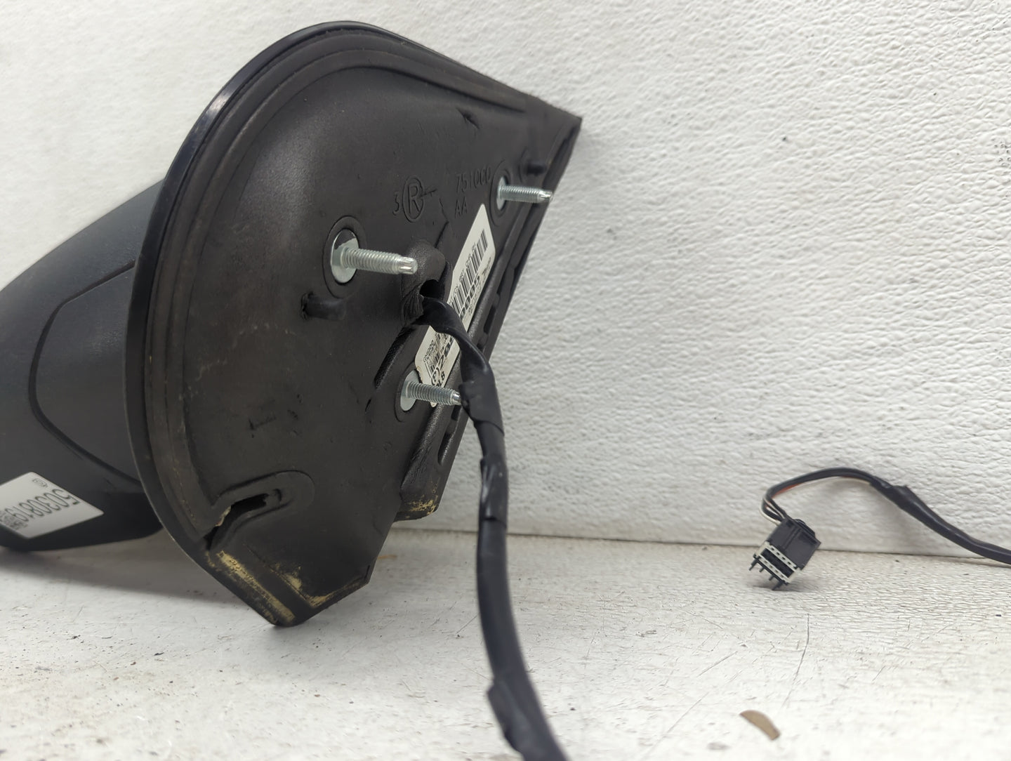 2009-2013 Gmc Sierra 1500 Passenger Side View Mirror - Right Door Mirror OEM Used - Oemusedautoparts1.com