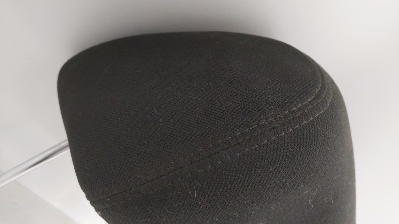 2012 Gmc Sierra 2500 Headrest Head Rest Rear Seat Black - Oemusedautoparts1.com