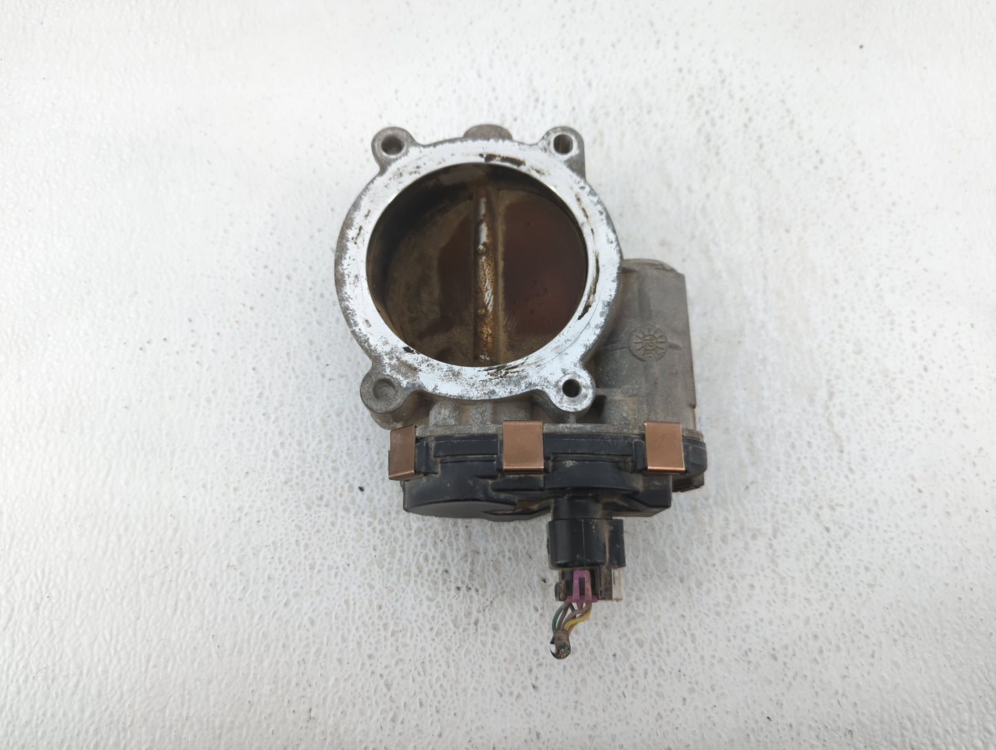 2009-2015 Gmc Sierra 2500 Throttle Body P/N:3RME87-3C Fits Fits 2009 2010 2011 2012 2013 2014 2015 OEM Used Auto Parts - Oem