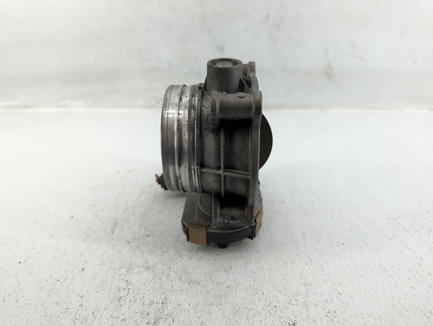 2011-2016 Gmc Sierra 2500 Throttle Body P/N:12601677 EA, RMA72-11, 12634263 0913 Fits Fits 2011 2012 2013 2014 2015 2016 OEM