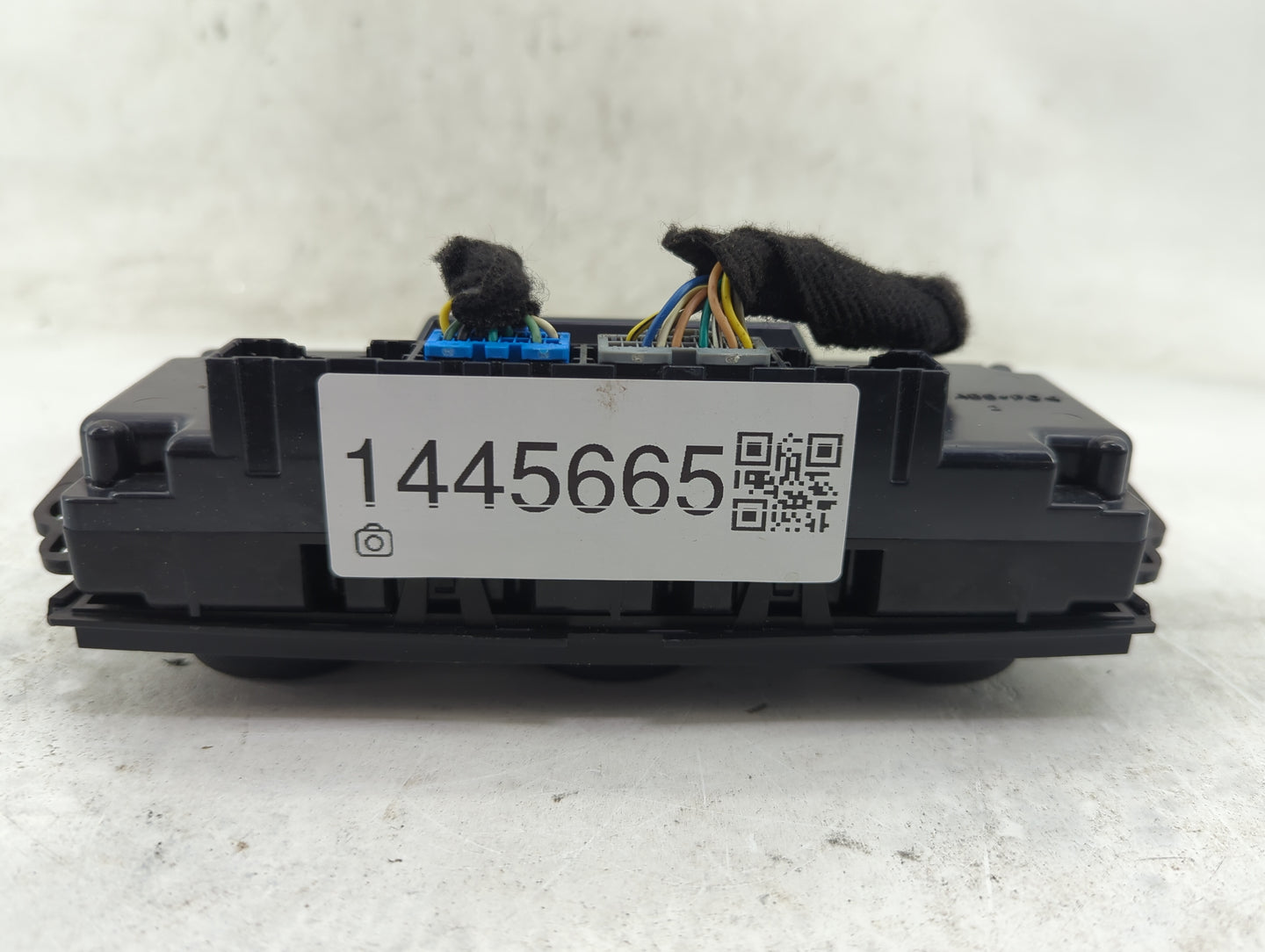 2012-2014 Gmc Sierra 3500 Climate Control Module Temperature AC/Heater Replacement P/N:22803601 Fits Fits 2012 2013 2014 OEM