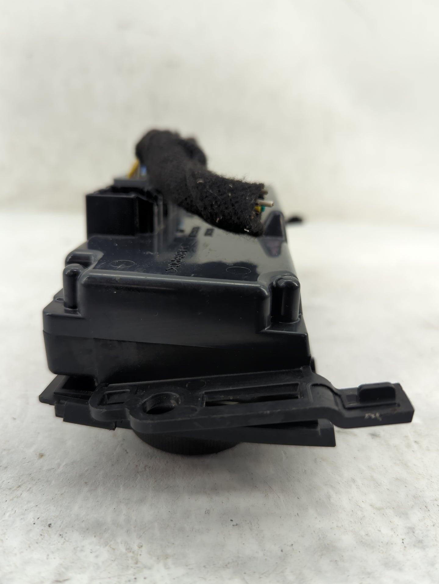 2012-2014 Gmc Sierra 3500 Climate Control Module Temperature AC/Heater Replacement P/N:22803601 Fits Fits 2012 2013 2014 OEM