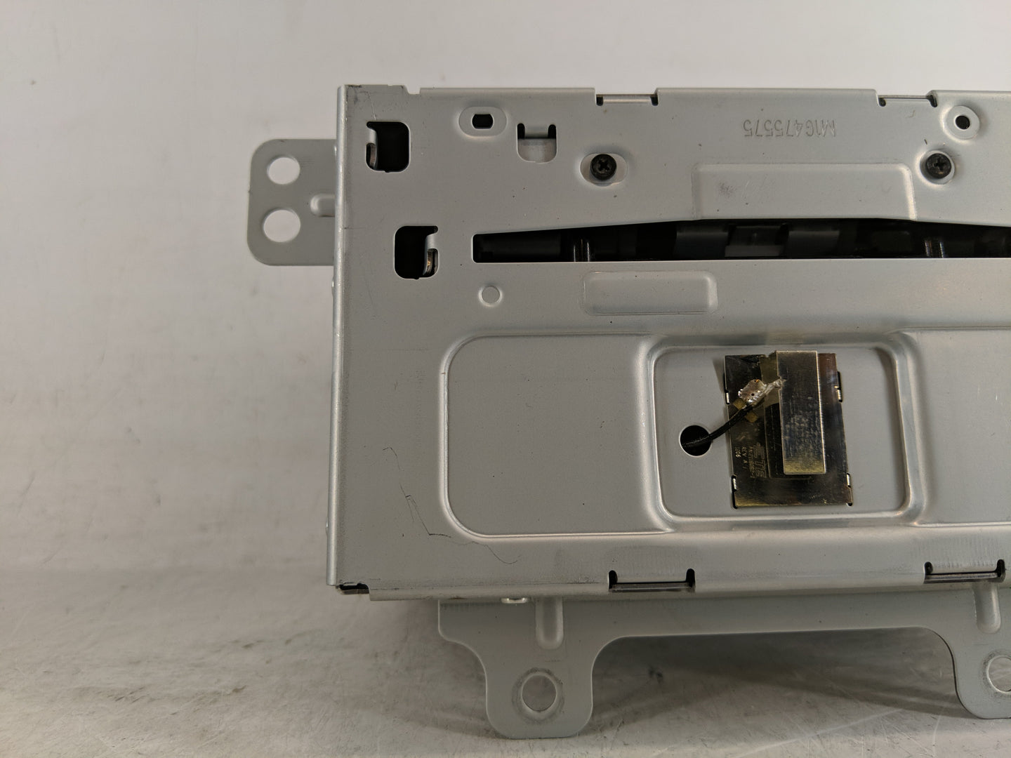 2012 Gmc Terrain Radio AM FM Cd Player Receiver Replacement P/N:22869279 22909201 Fits OEM Used Auto Parts - Oemusedautopart
