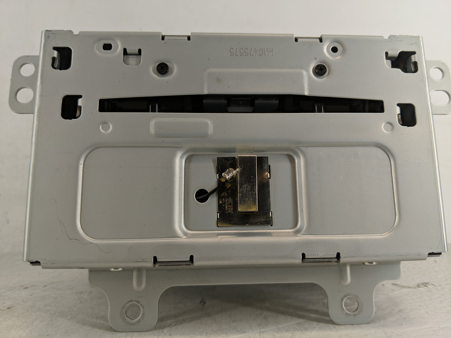 2012 Gmc Terrain Radio AM FM Cd Player Receiver Replacement P/N:22869279 22909201 Fits OEM Used Auto Parts - Oemusedautopart