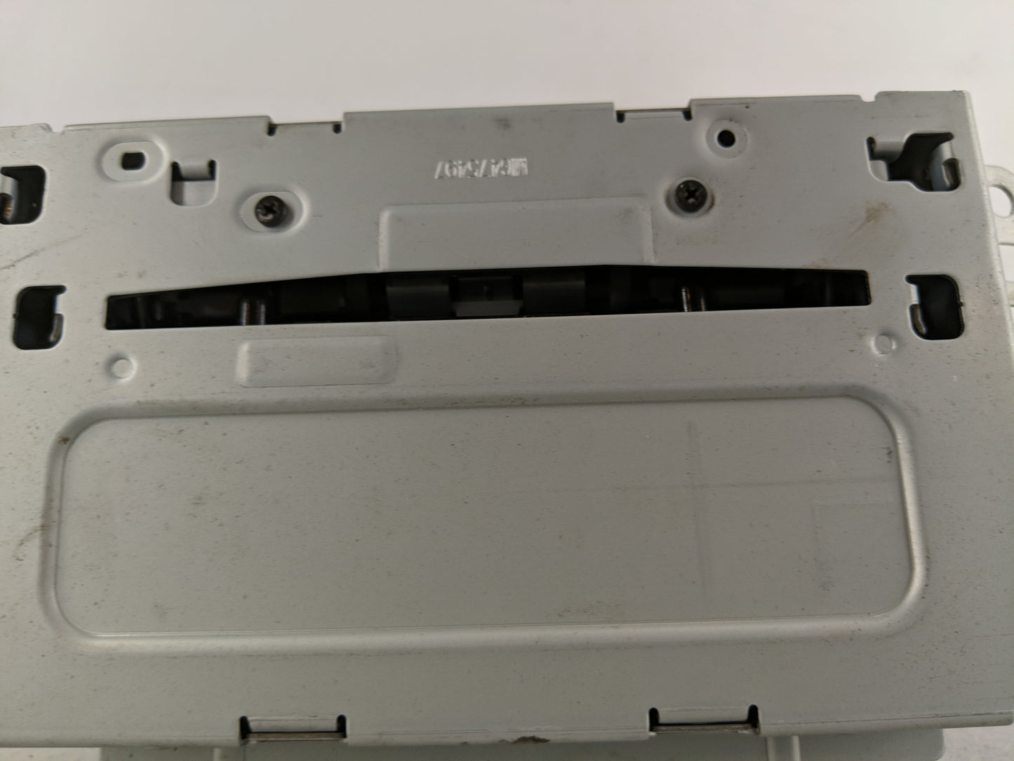 2012 Gmc Terrain Radio AM FM Cd Player Receiver Replacement P/N:22869279 Fits OEM Used Auto Parts - Oemusedautoparts1.com