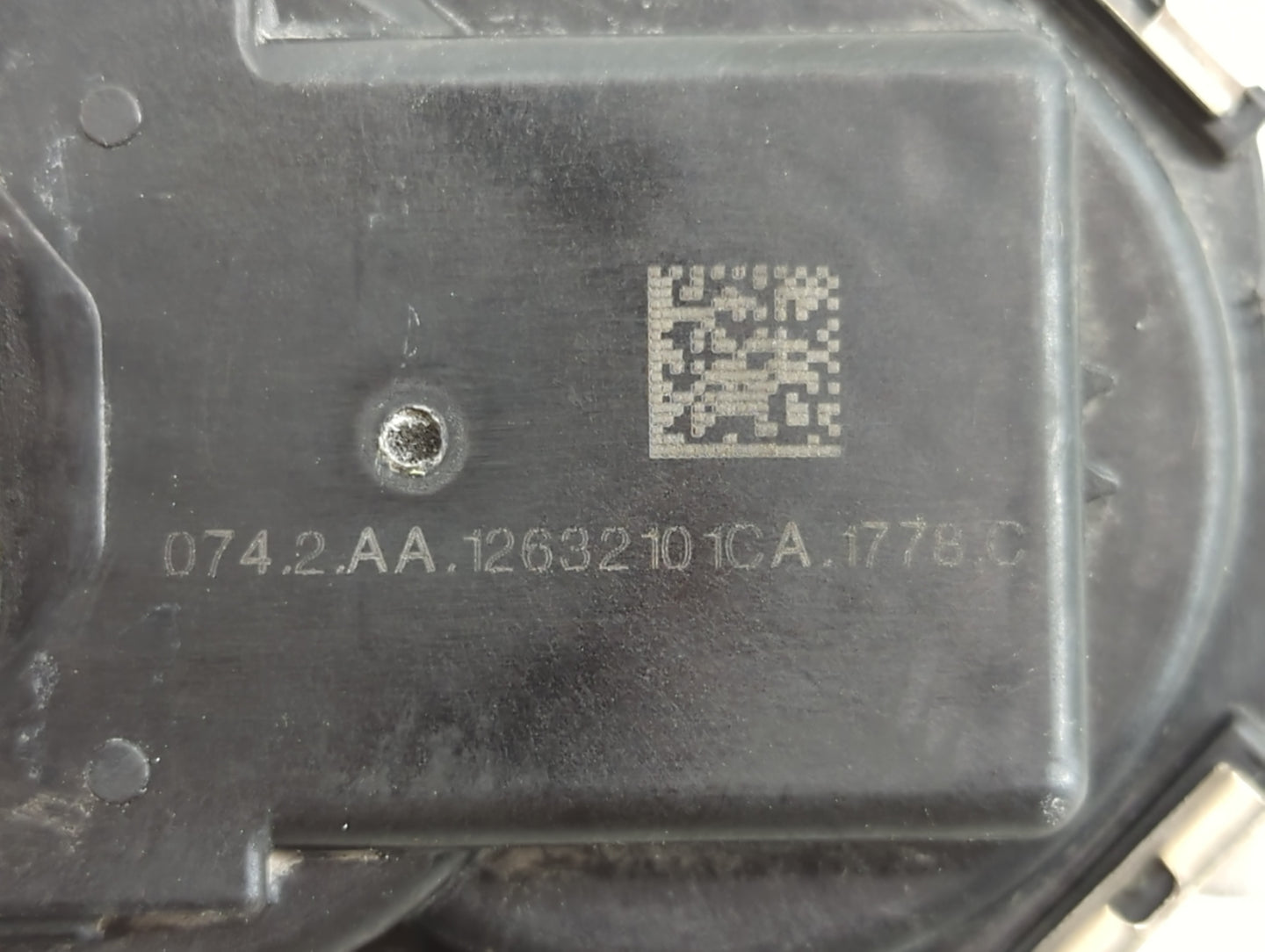 2010-2012 Gmc Terrain Throttle Body P/N:12632101CA Fits Fits 2007 2008 2009 2010 2011 2012 OEM Used Auto Parts - Oemusedauto