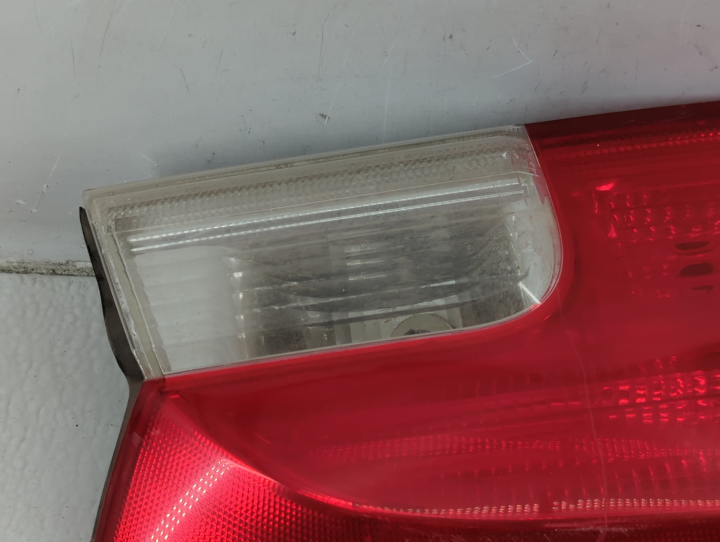 2010-2017 Gmc Terrain Tail Light Assembly Driver Left OEM Fits Fits 2010 2011 2012 2013 2014 2015 2016 2017 OEM Used Auto Pa