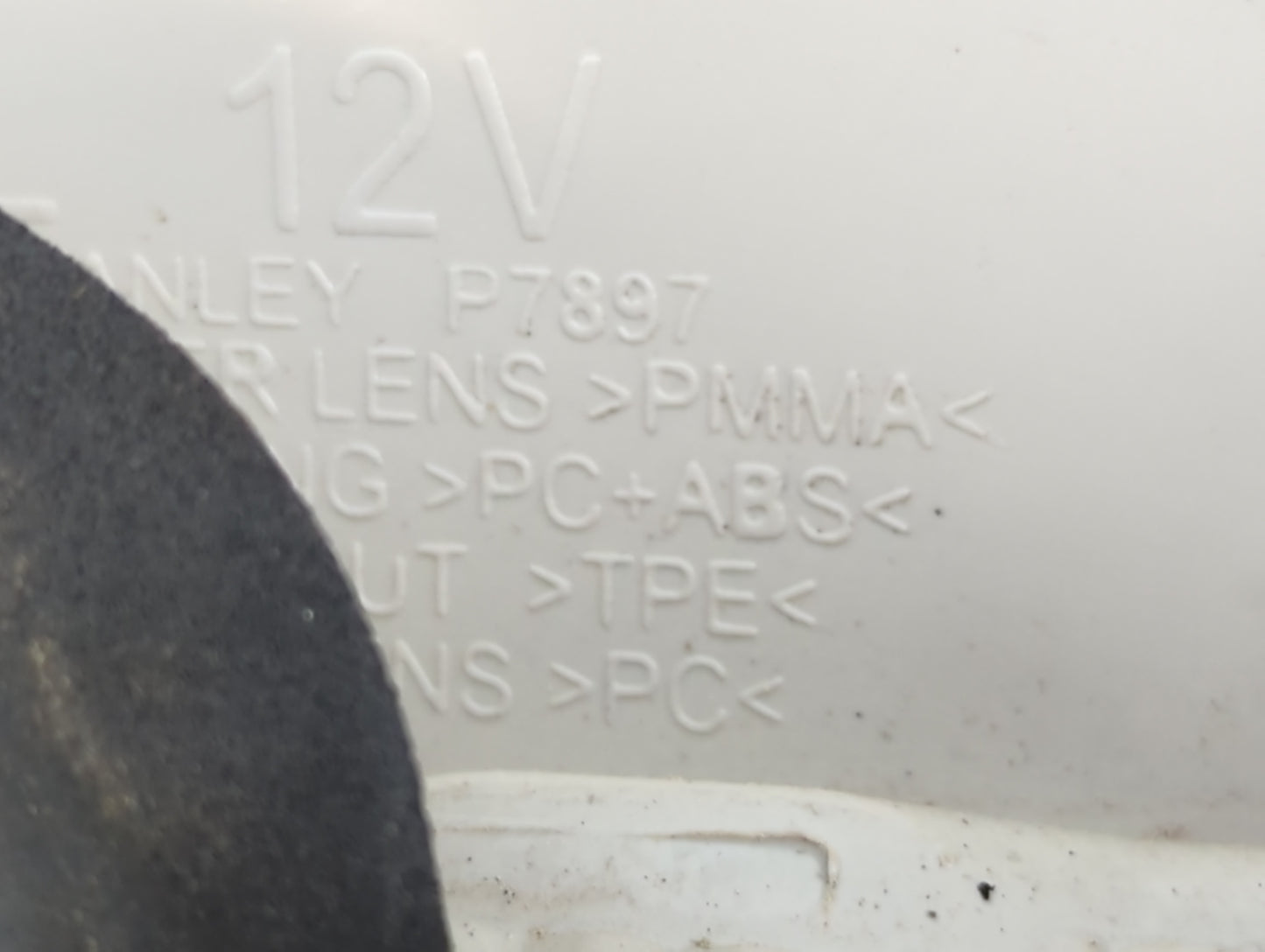 2010-2017 Gmc Terrain Tail Light Assembly Driver Left OEM Fits Fits 2010 2011 2012 2013 2014 2015 2016 2017 OEM Used Auto Pa