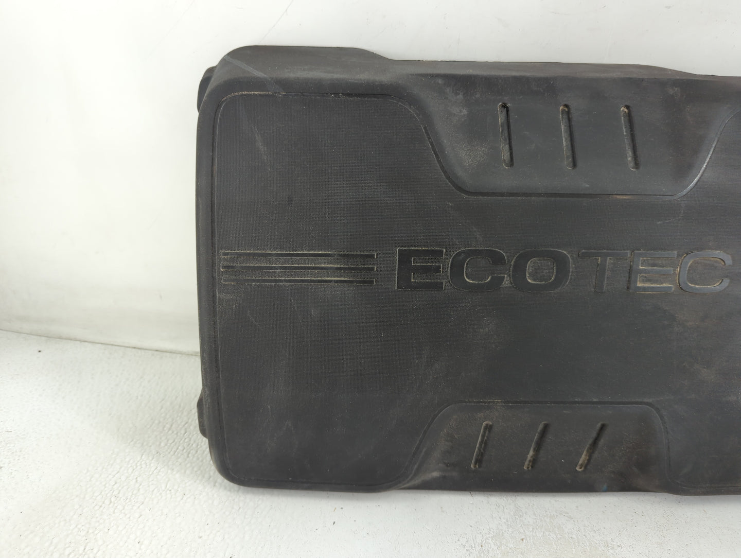 2012 Gmc Terrain Engine Cover - Oemusedautoparts1.com