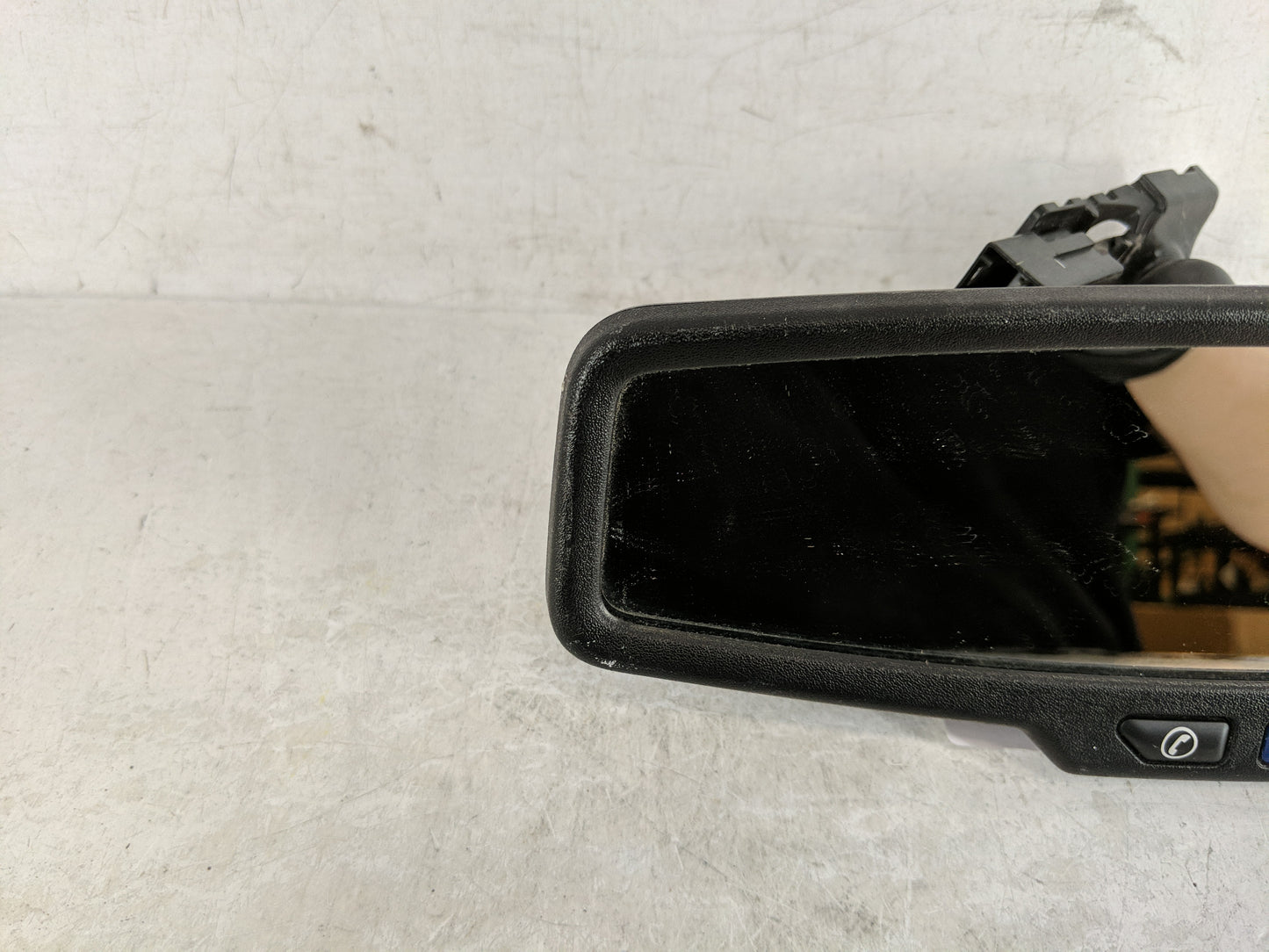 2010-2017 Gmc Terrain Interior Rear View Mirror Replacement OEM P/N:13503845 Fits OEM Used Auto Parts - Oemusedautoparts1.co
