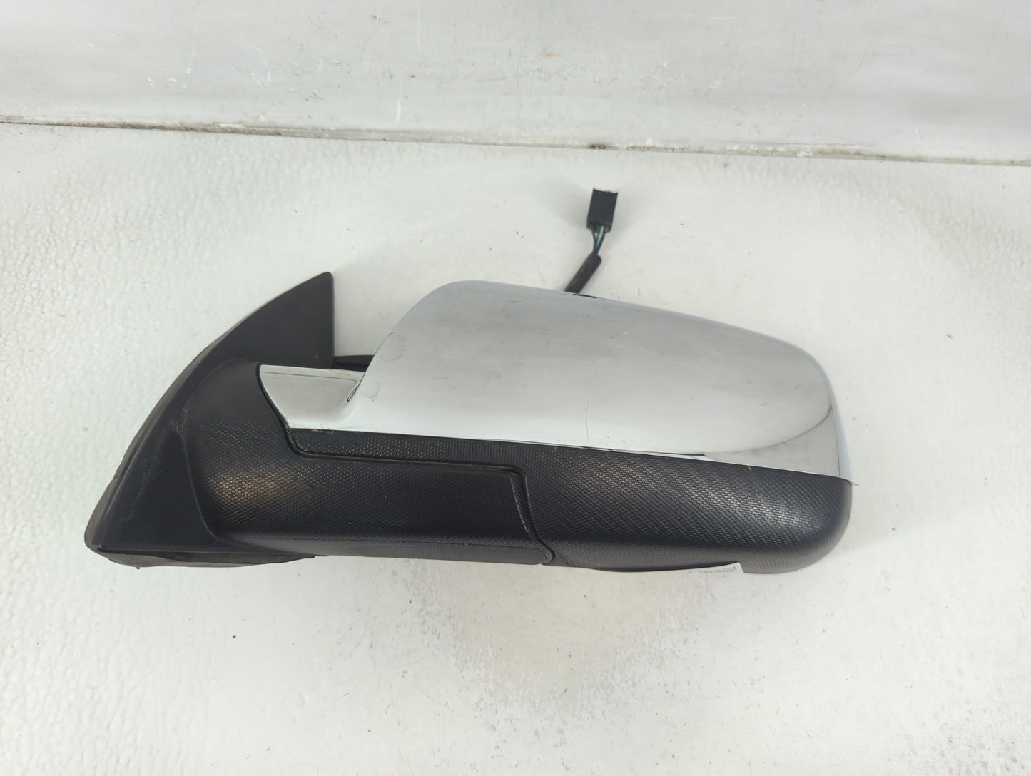 2011-2014 Gmc Terrain Driver Left Side View Manual Door Mirror Chrome - Oemusedautoparts1.com