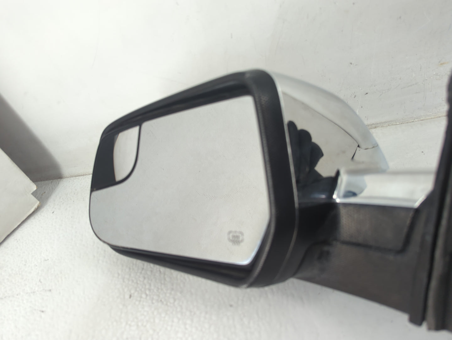 2011-2014 Gmc Terrain Driver Left Side View Manual Door Mirror Chrome - Oemusedautoparts1.com