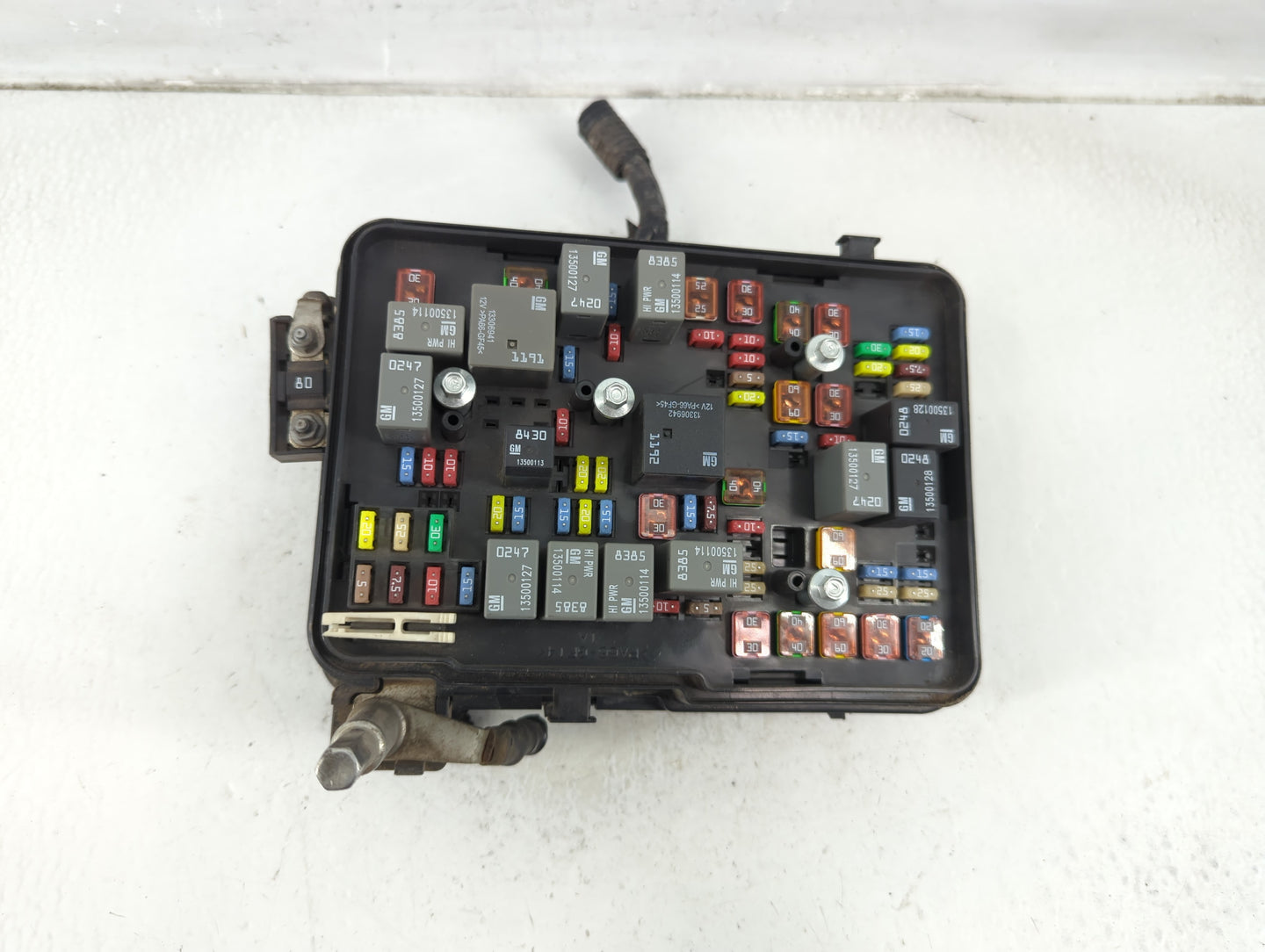 2012 Gmc Terrain Fusebox Fuse Box Panel Relay Module P/N:22879334 Fits OEM Used Auto Parts - Oemusedautoparts1.com