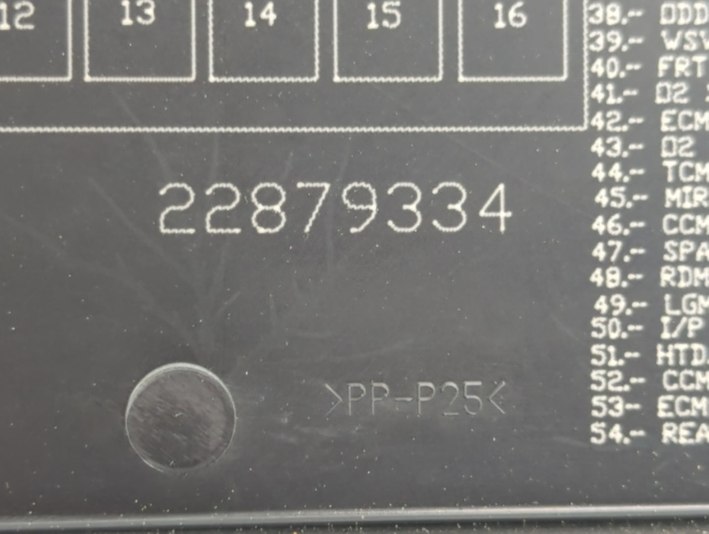 2012 Gmc Terrain Fusebox Fuse Box Panel Relay Module P/N:22879334 Fits OEM Used Auto Parts - Oemusedautoparts1.com