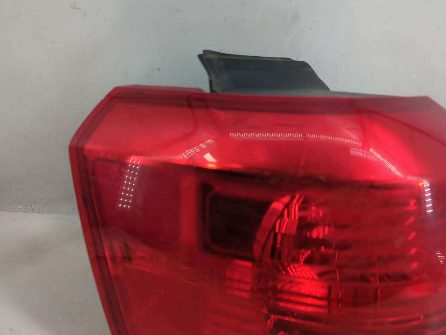2010-2017 Gmc Terrain Tail Light Assembly Driver Left OEM P/N:P7896 Fits Fits 2010 2011 2012 2013 2014 2015 2016 2017 OEM Us