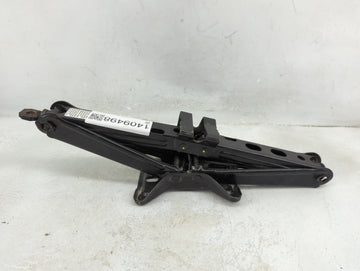2012 Gmc Terrain Spare Scissor Car Jack - Oemusedautoparts1.com
