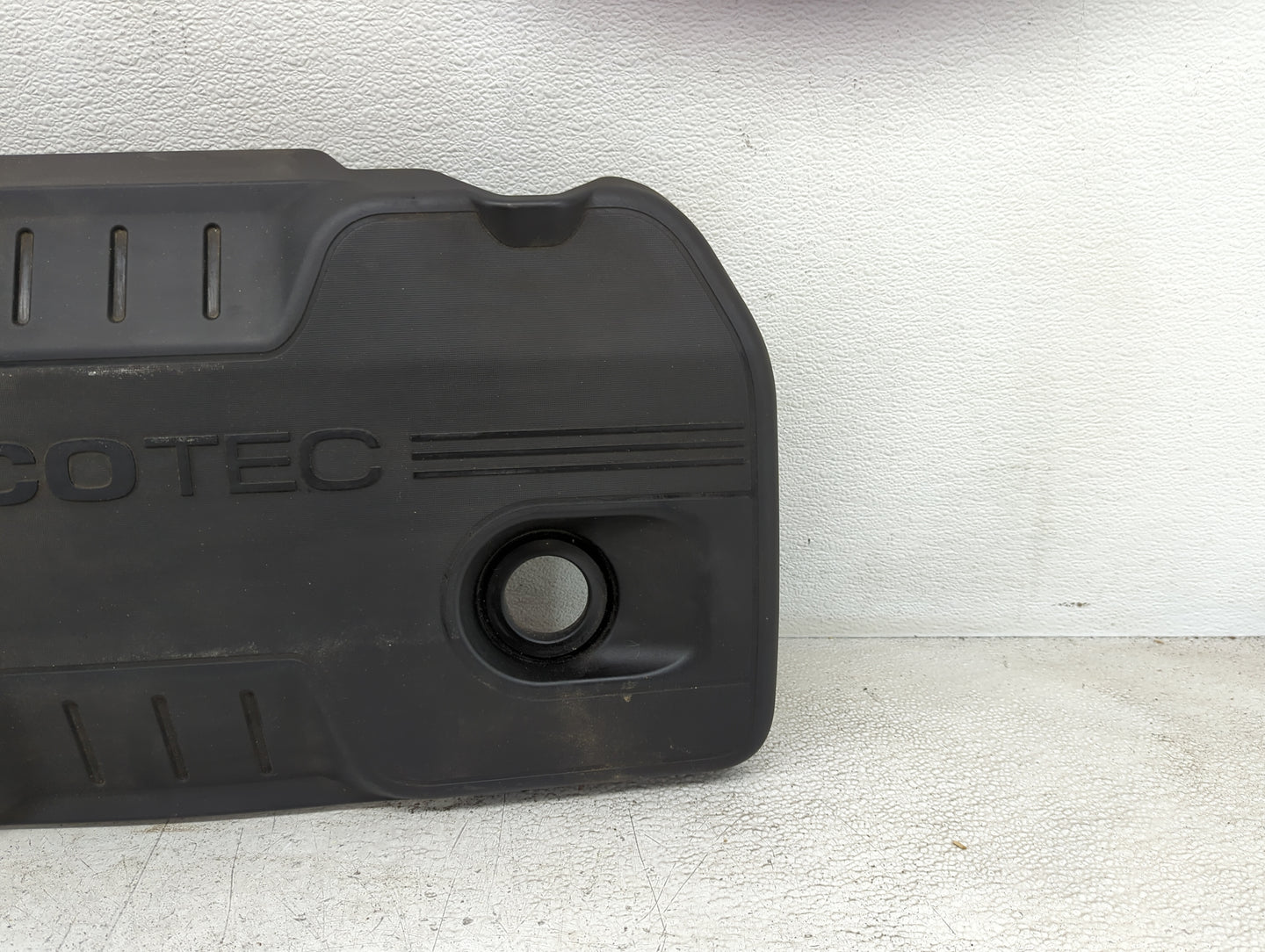 2012 Gmc Terrain Engine Cover - Oemusedautoparts1.com