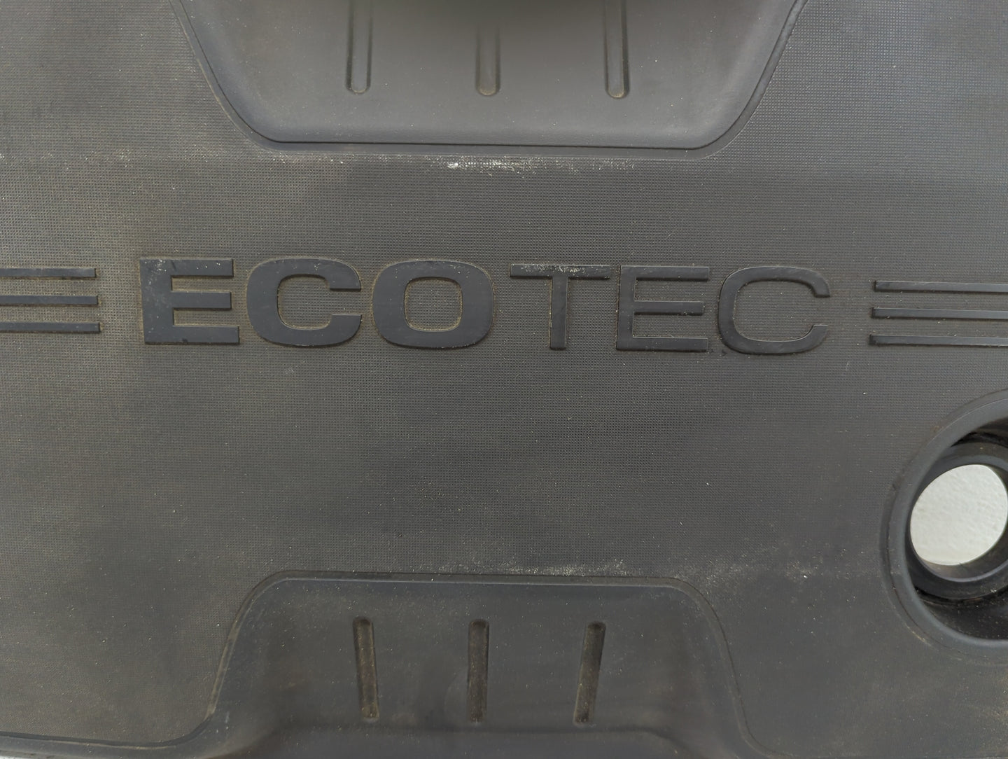 2012 Gmc Terrain Engine Cover - Oemusedautoparts1.com