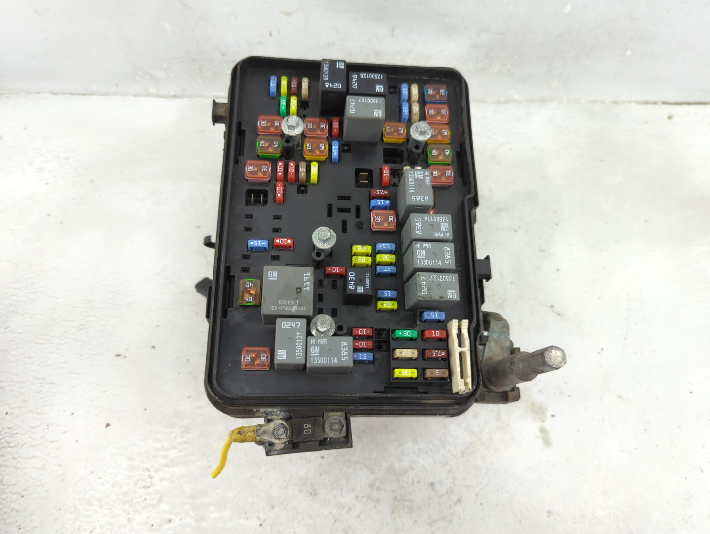 2012 Gmc Terrain Fusebox Fuse Box Panel Relay Module P/N:13500128 13500127, 13500114, 13306941 Fits OEM Used Auto Parts - Oe