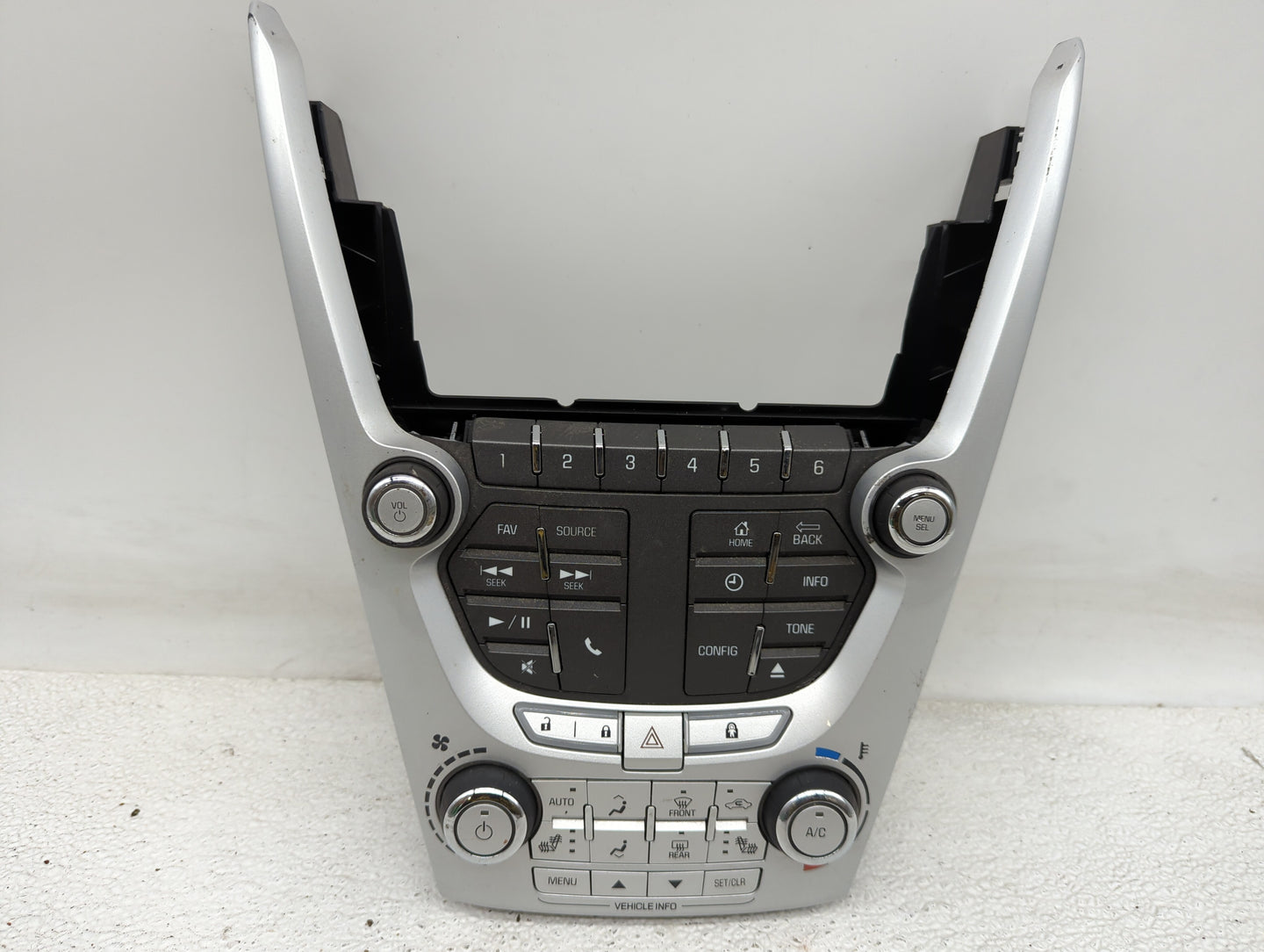 2012-2015 Gmc Terrain Radio Control Panel - Oemusedautoparts1.com