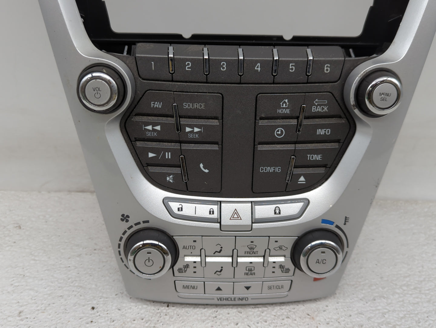 2012-2015 Gmc Terrain Radio Control Panel - Oemusedautoparts1.com