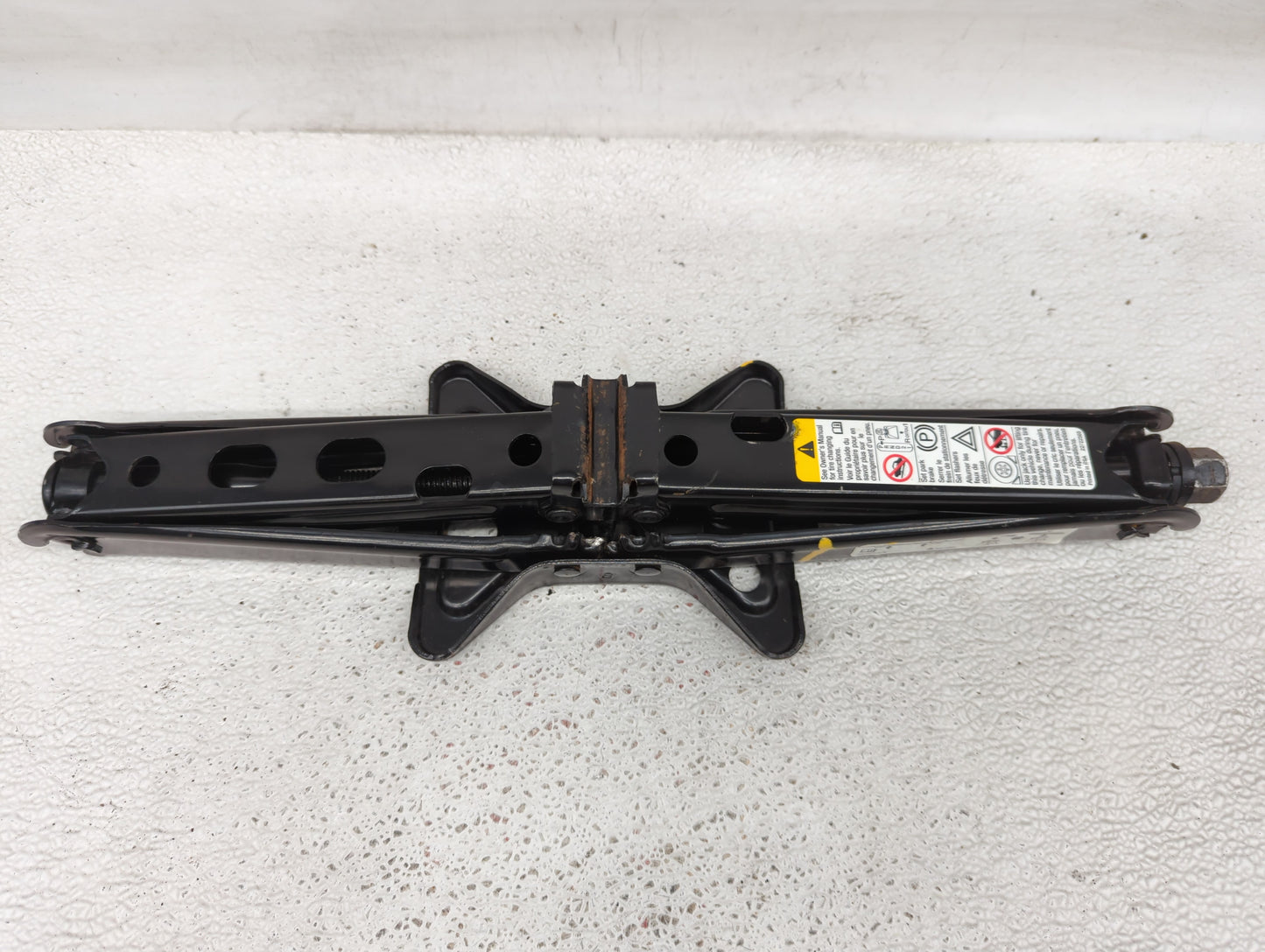 2012 Gmc Terrain Spare Scissor Car Jack - Oemusedautoparts1.com
