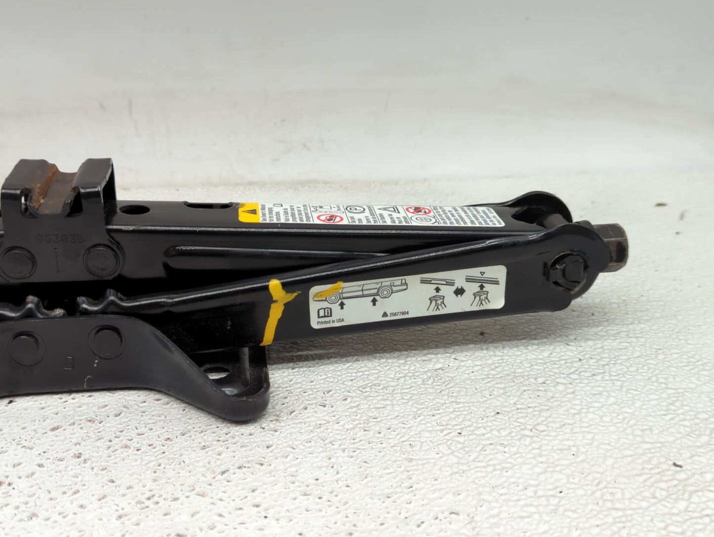 2012 Gmc Terrain Spare Scissor Car Jack - Oemusedautoparts1.com