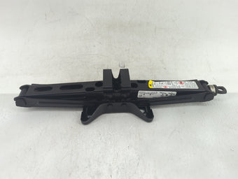compare product 2012 Gmc Terrain Spare Scissor Car Jack 1415850