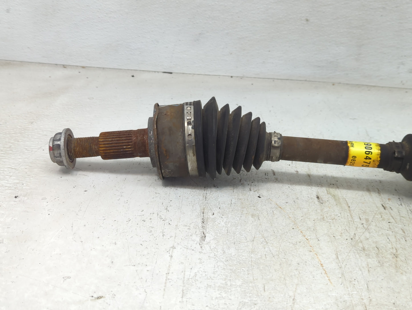 2010-2017 Gmc Terrain Axle Shaft Front Passenger Cv C/v - Oemusedautoparts1.com