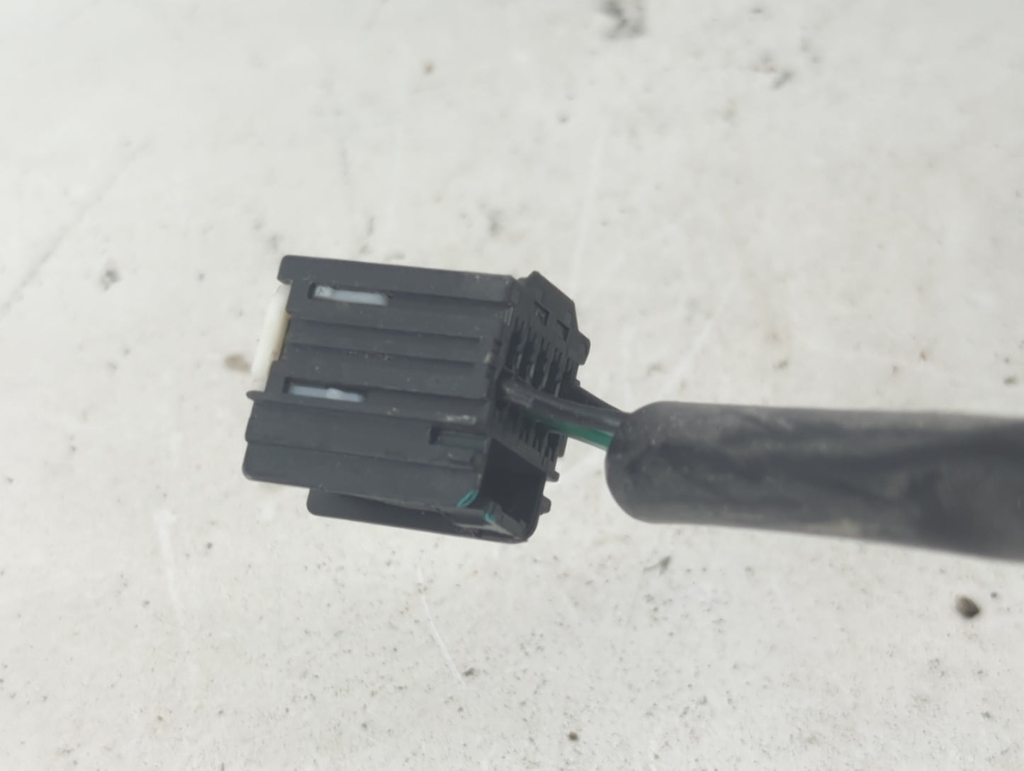 2011-2014 Gmc Terrain Driver Side View Mirror - Left Door Mirror OEM Used - Oemusedautoparts1.com