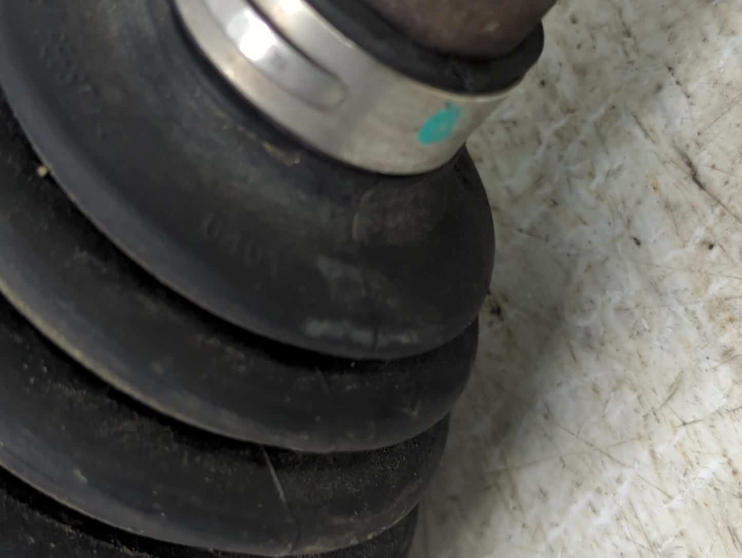 2010-2017 Gmc Terrain Axle Shaft Front Driver Cv C/v - Oemusedautoparts1.com