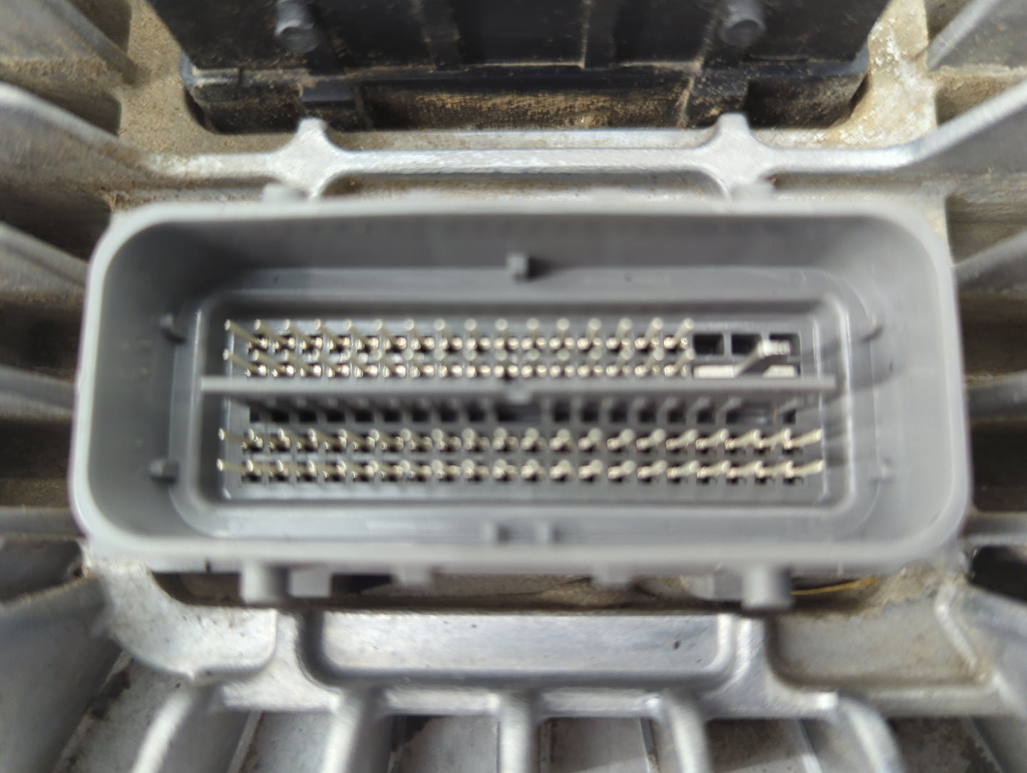 2012 Gmc Terrain PCM Engine Control Computer ECU ECM PCU OEM P/N:12648906 Fits Fits 2013 2014 2015 2016 OEM Used Auto Parts 