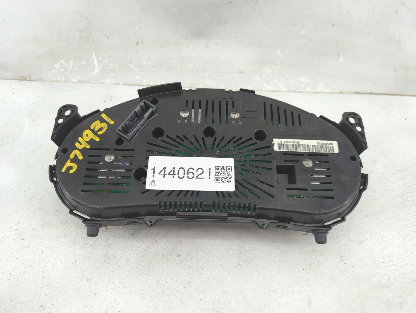 2012 Gmc Terrain Instrument Cluster Speedometer Gauges P/N:A2C53412236 400300025188 Fits OEM Used Auto Parts - Oemusedautopa