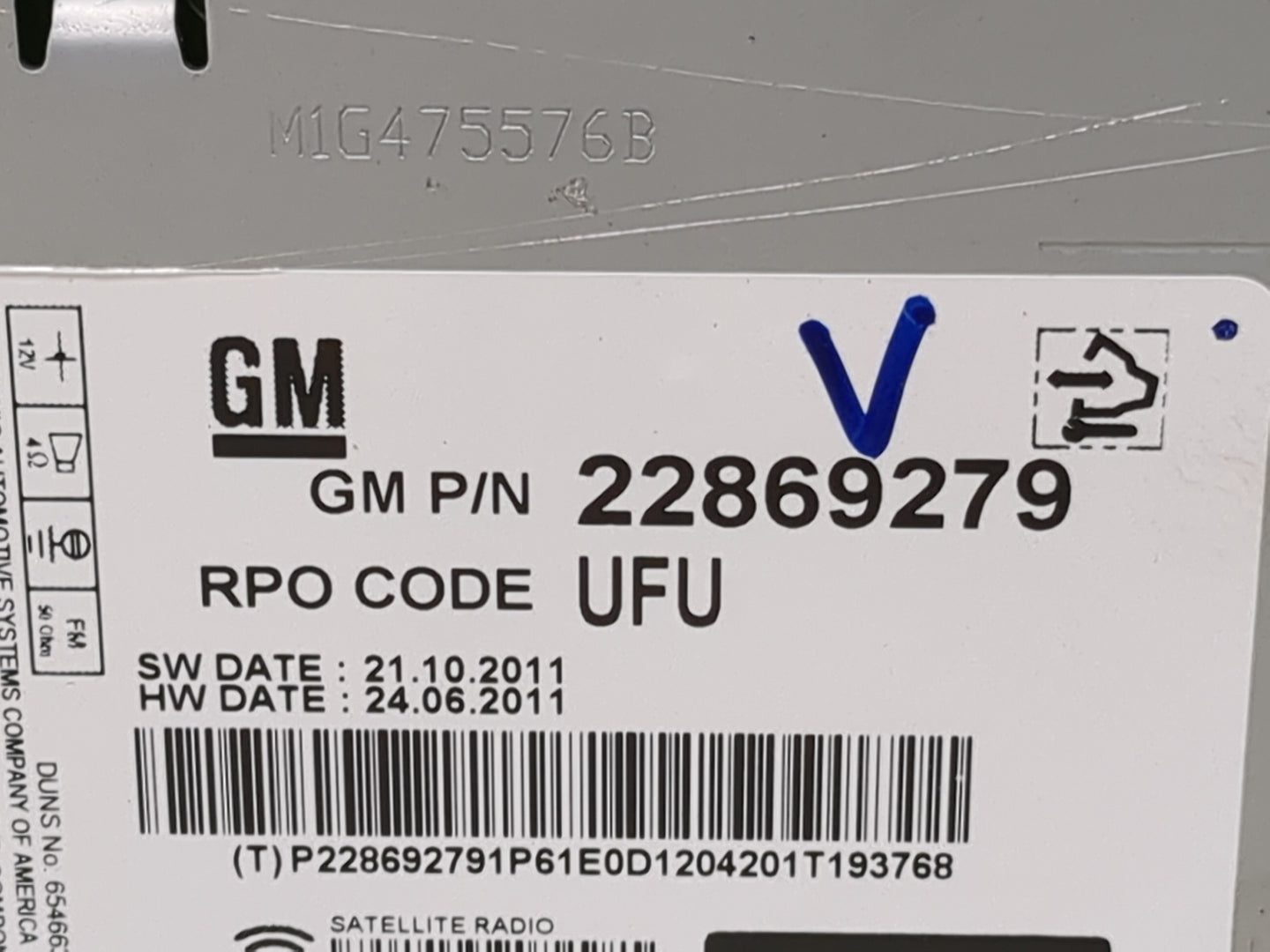 2012 Gmc Terrain Radio AM FM Cd Player Receiver Replacement P/N:22869279 M1G475576B Fits OEM Used Auto Parts - Oemusedautopa
