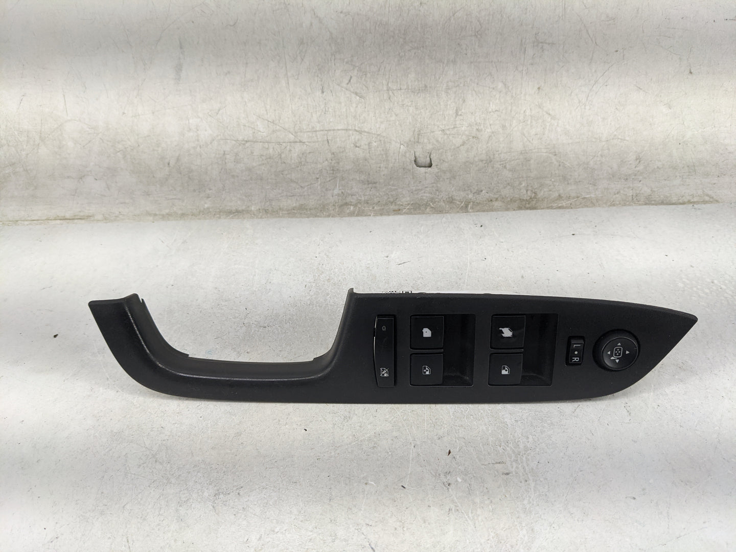 2012 Gmc Terrain Master Power Window Switch Replacement Driver Side Left P/N:20917598 20917595 Fits OEM Used Auto Parts - Oe