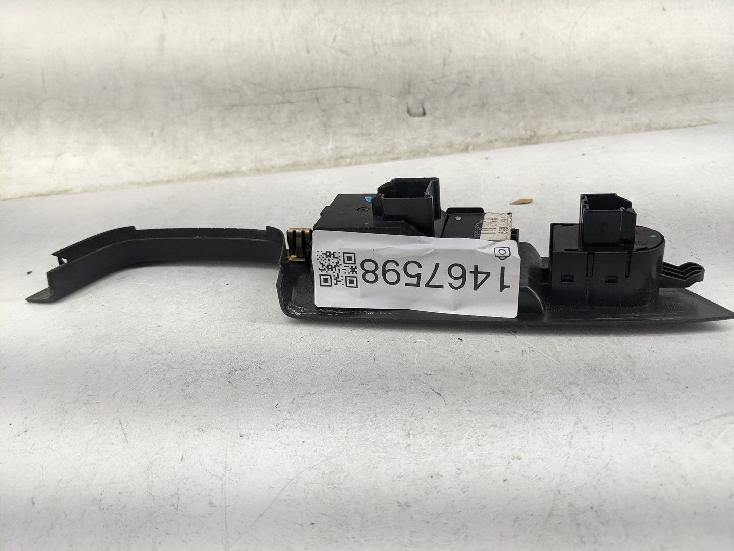 2012 Gmc Terrain Master Power Window Switch Replacement Driver Side Left P/N:20917598 20917595 Fits OEM Used Auto Parts - Oe