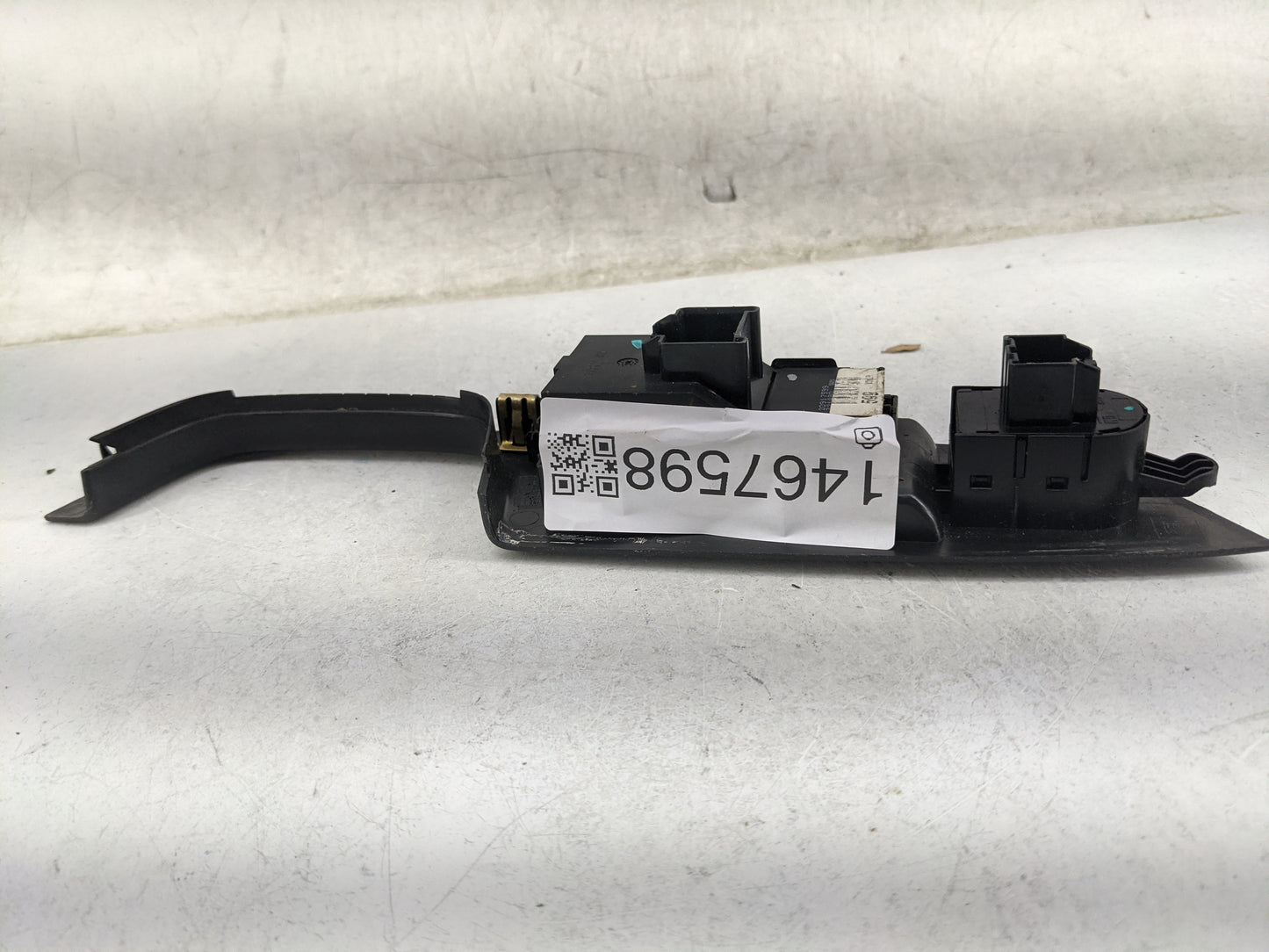 2012 Gmc Terrain Master Power Window Switch Replacement Driver Side Left P/N:20917598 20917595 Fits OEM Used Auto Parts - Oe