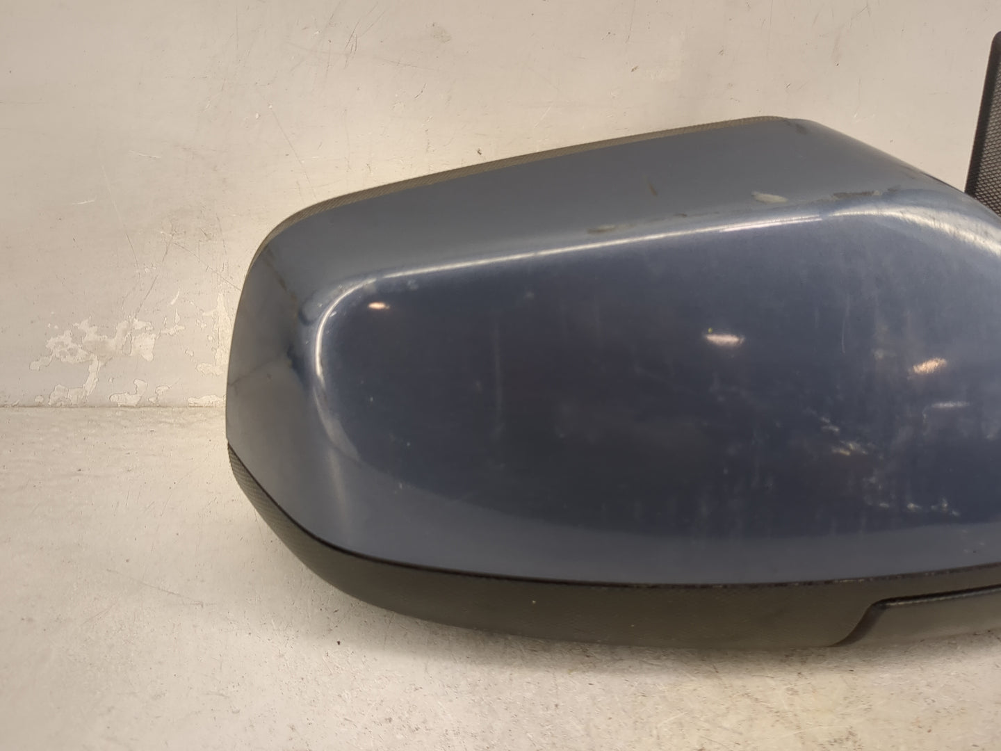 2011-2014 Gmc Terrain Passenger Side View Mirror - Right Door Mirror OEM Used - Oemusedautoparts1.com