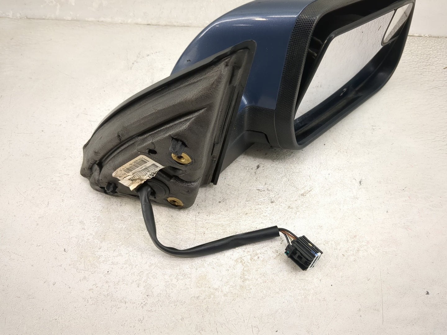 2011-2014 Gmc Terrain Passenger Side View Mirror - Right Door Mirror OEM Used - Oemusedautoparts1.com