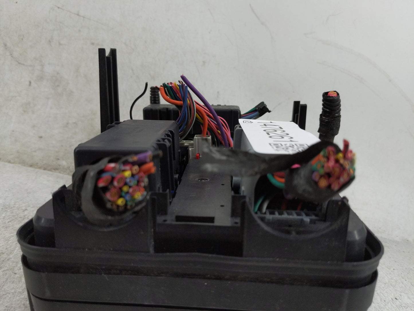 2012 Gmc Terrain Fusebox Fuse Box Panel Relay Module P/N:20899628 Fits OEM Used Auto Parts - Oemusedautoparts1.com