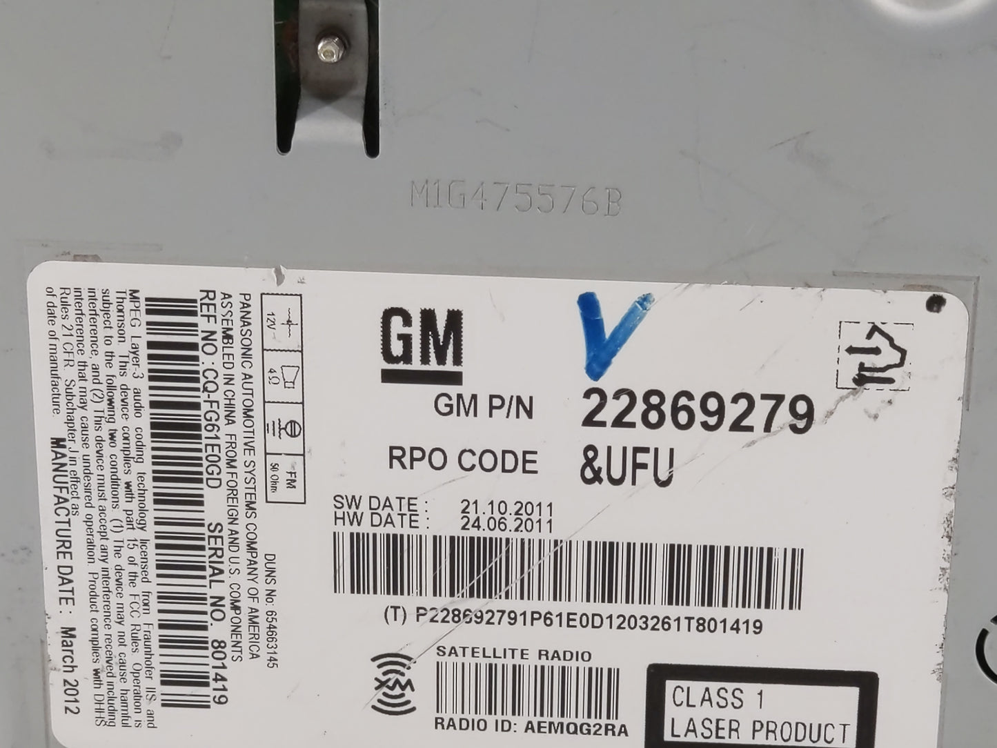 2012 Gmc Terrain Radio AM FM Cd Player Receiver Replacement P/N:22869279 CQ-FG61E0GD Fits OEM Used Auto Parts - Oemusedautop