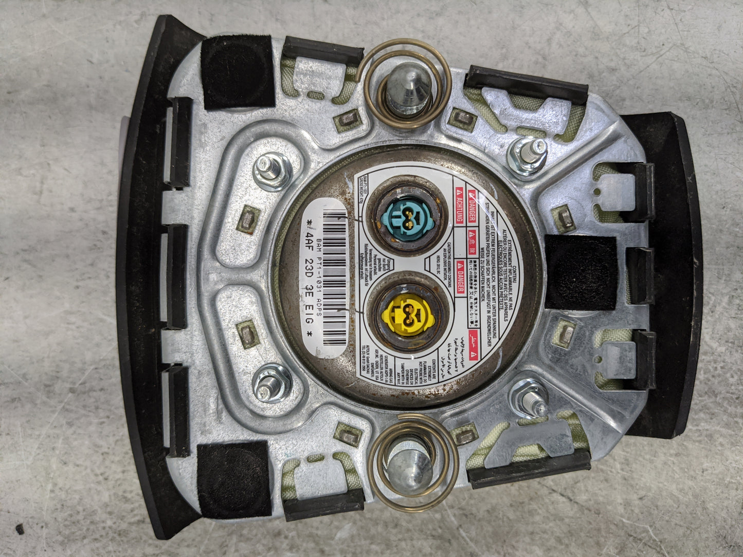 2010-2017 Gmc Terrain Air Bag Driver Left Steering Wheel Mounted 1477519 - Oemusedautoparts1.com