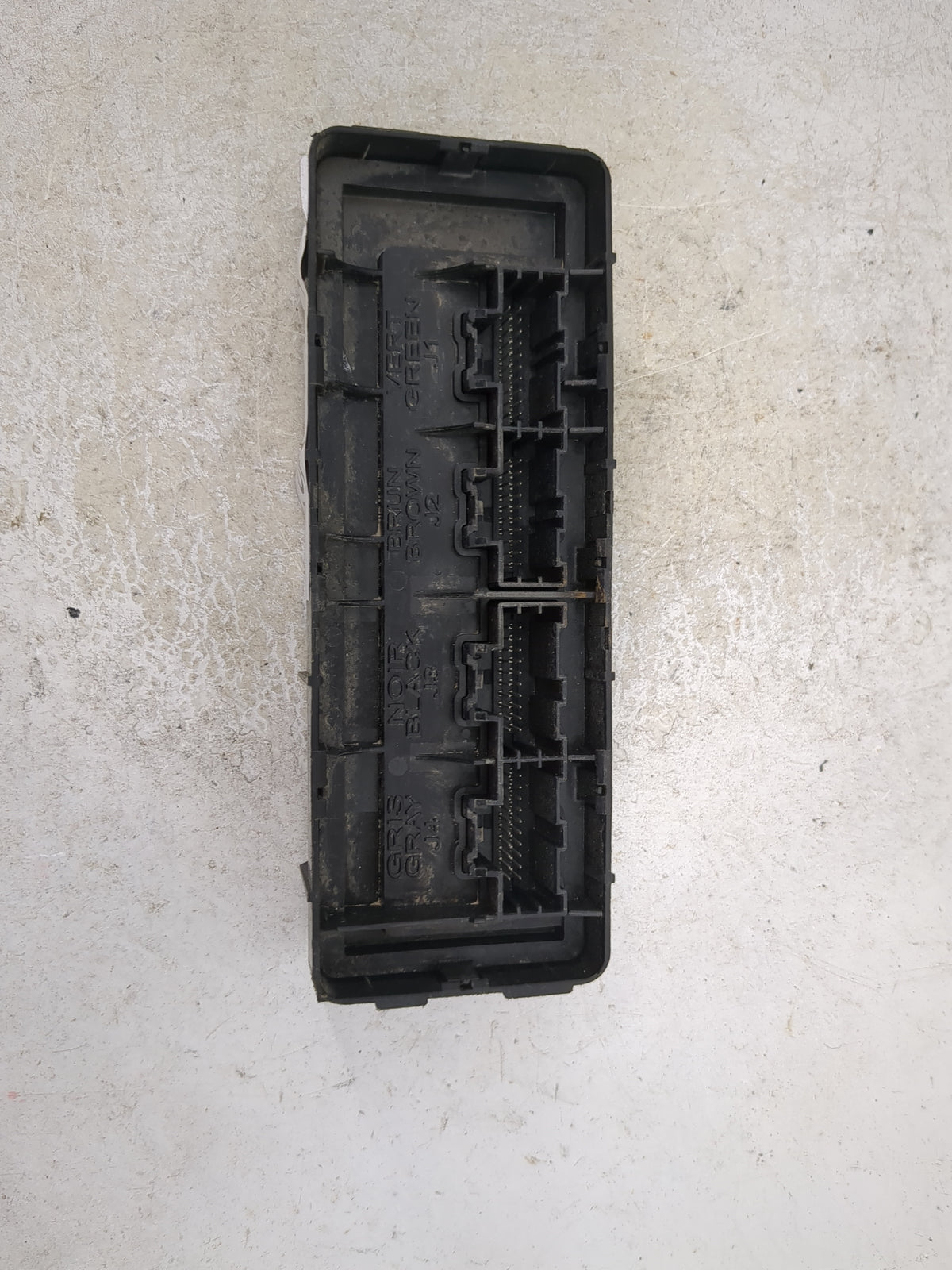 2012-2012 Gmc Terrain Body Control Module Bcm 13583308 - Oemusedautoparts1.com