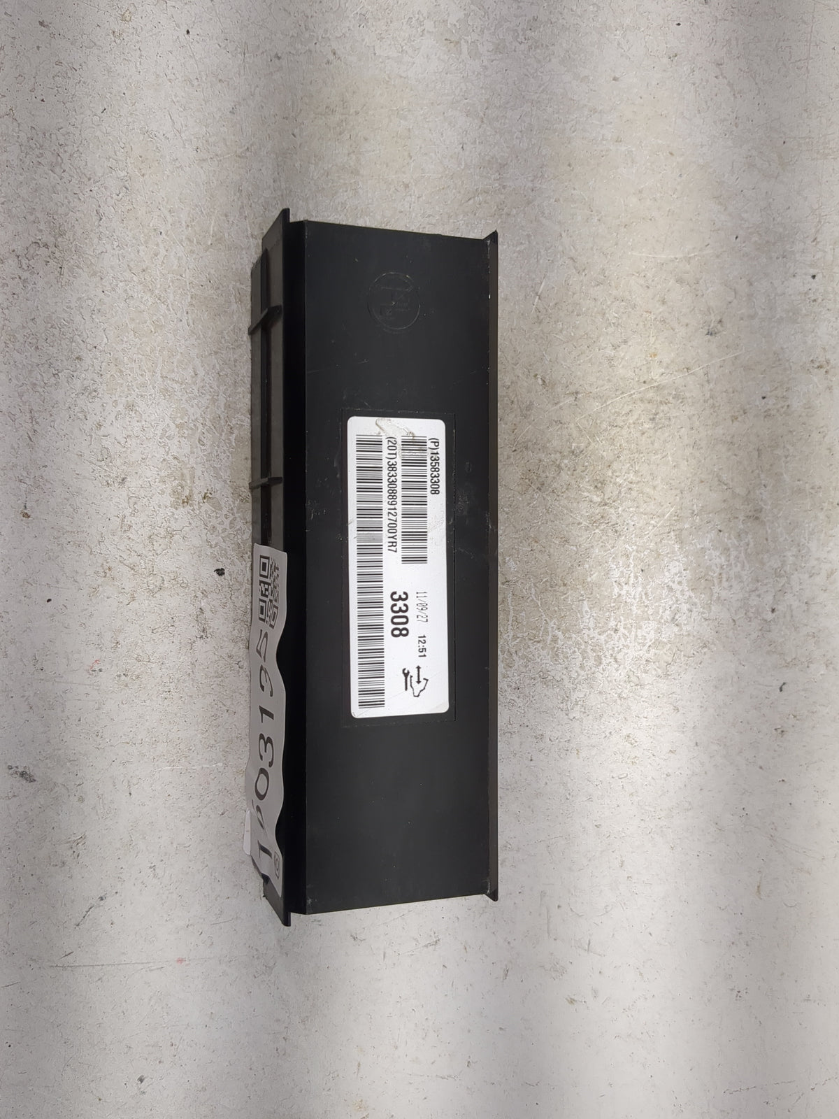 2012-2012 Gmc Terrain Body Control Module Bcm 13583308 - Oemusedautoparts1.com