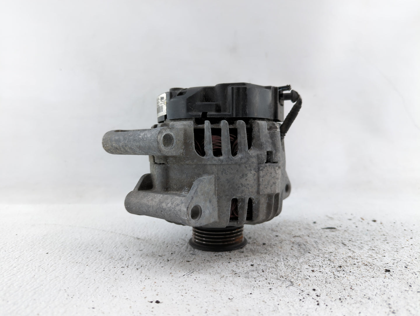 2010-2017 Gmc Terrain Alternator Replacement Generator Charging Assembly Engine OEM P/N:13500315 13588328 Fits OEM Used Auto