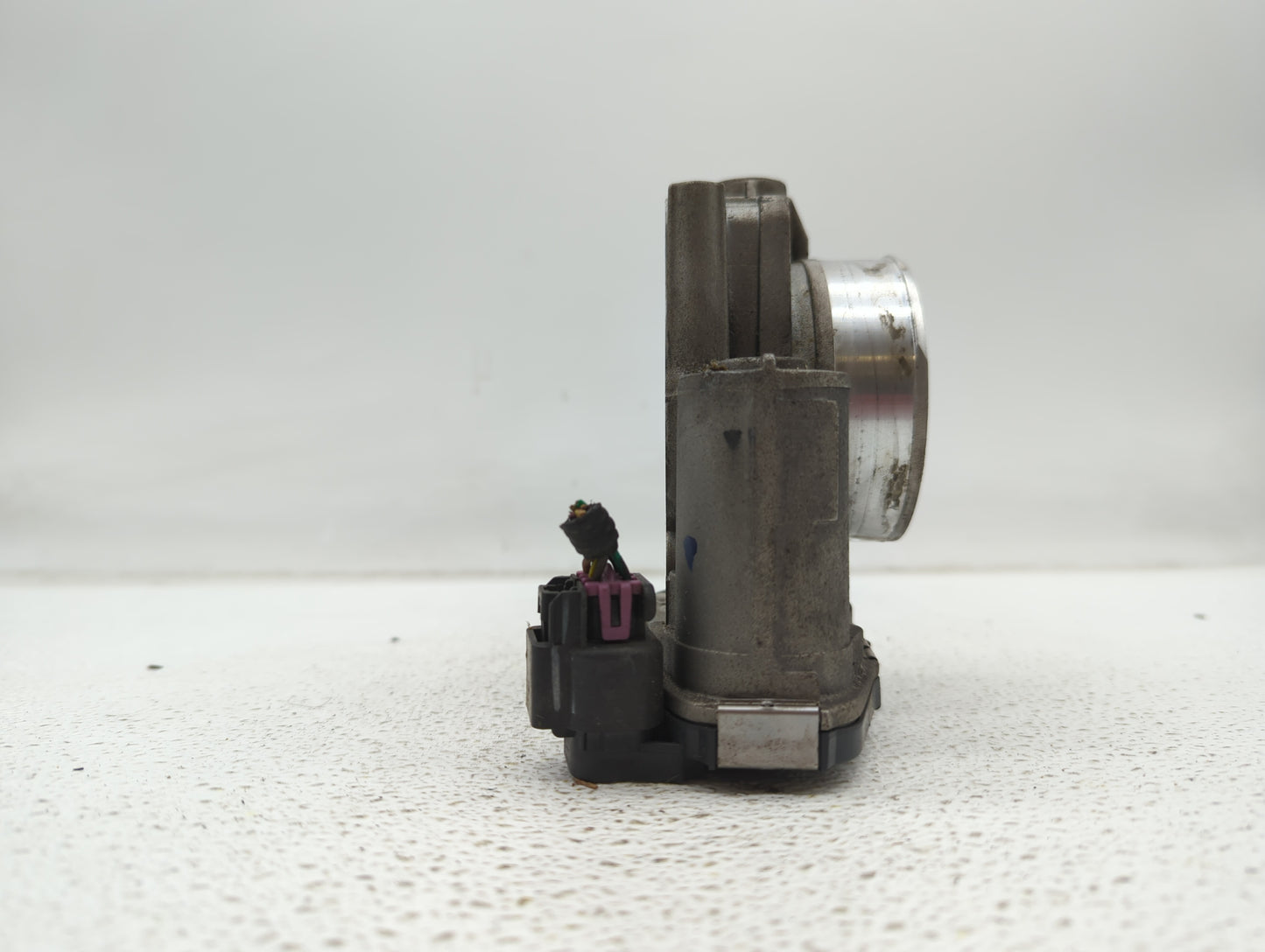 2010-2012 Gmc Terrain Throttle Body P/N:12632172BA BAC-A1-B2-006R1, 994AA Fits Fits 2007 2008 2009 2010 2011 2012 OEM Used A