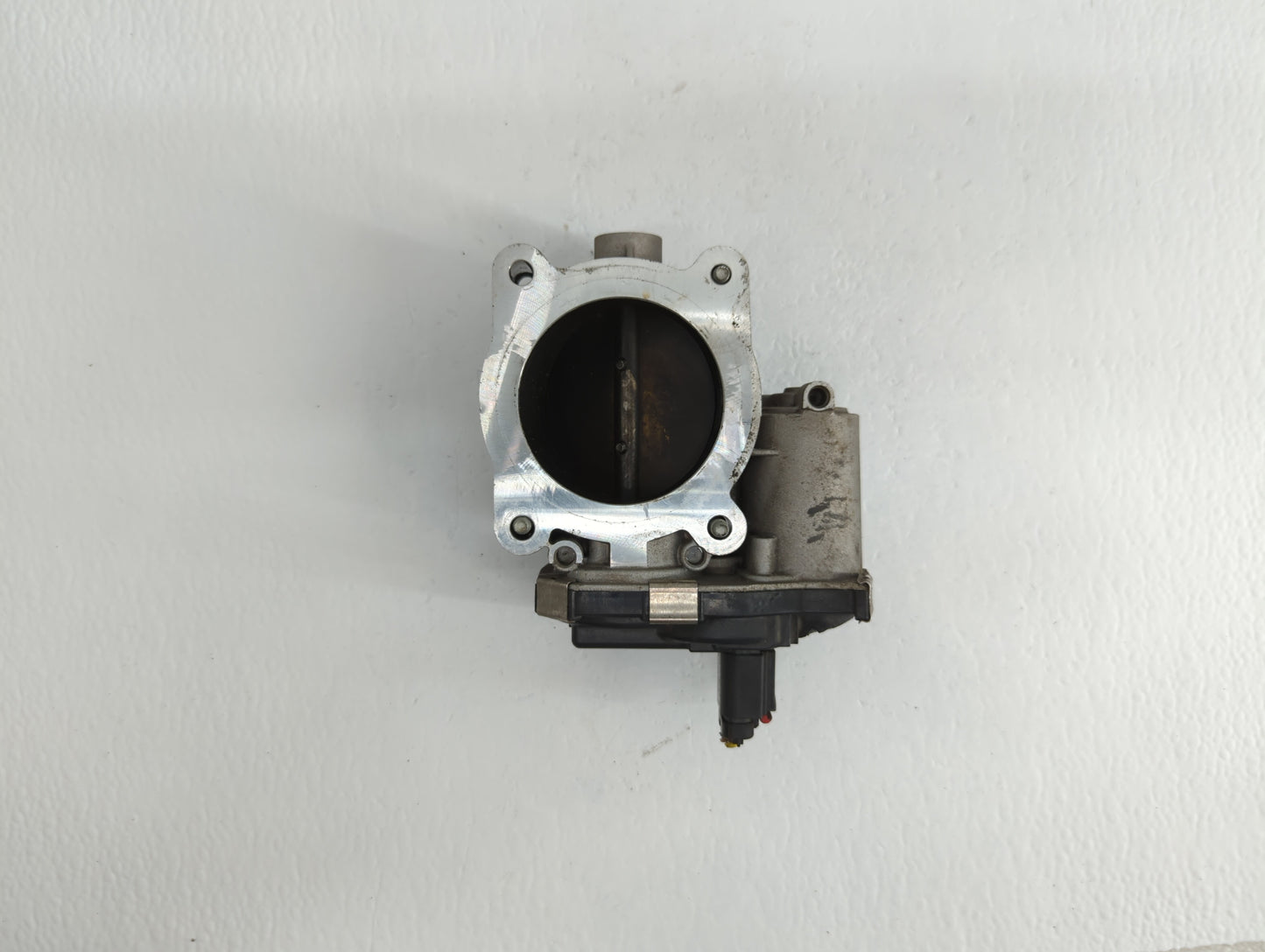 2010-2012 Gmc Terrain Throttle Body P/N:12632101CA 668AA, 186AA Fits Fits 2007 2008 2009 2010 2011 2012 OEM Used Auto Parts 